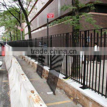 High Quality Courtyard Galvanized Bar Fence ( Anping manufacturer)