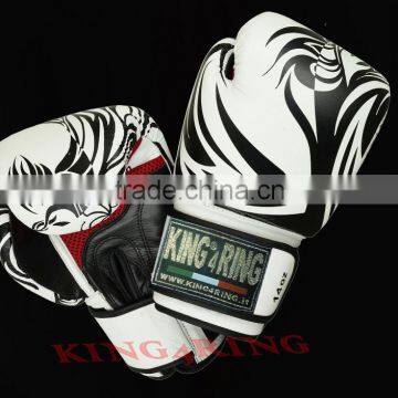 Custom Boxing Gloves