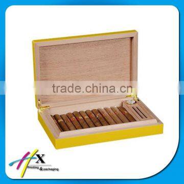 GuangZhou HuaXin Series Cigar Box with Temperature Controller