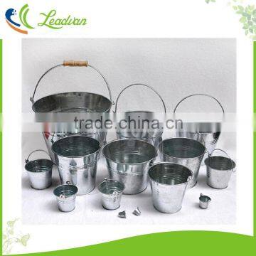 Mini Iron Flower Buckets With Tray photo-3