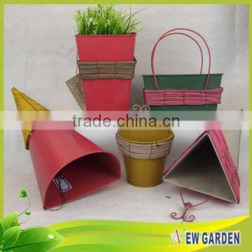 Factory sale promotional durability cone shape wall mounted flower pot