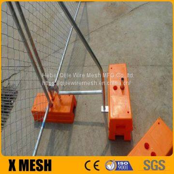 hot dipped galvanized 2.1mx2.4m Temporary fence with concrete filled plastic feet