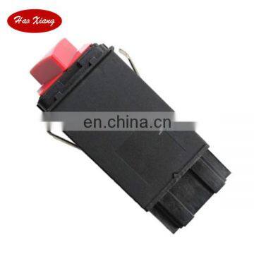 Flash Warning Lamp Switch for Auto 8D0 941 509 H/8D0941509H