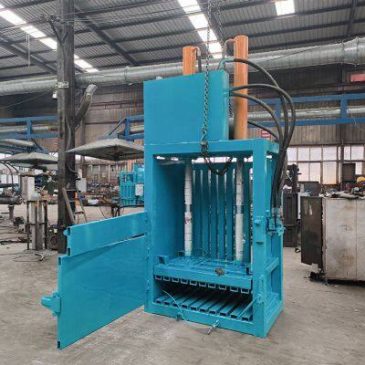 Ventes directes de la fabrique. Presse hydraulique verticale pour le recyclage de papiers usagés et de bouteilles en plastique pour boissons, pour usage domestique photo-5