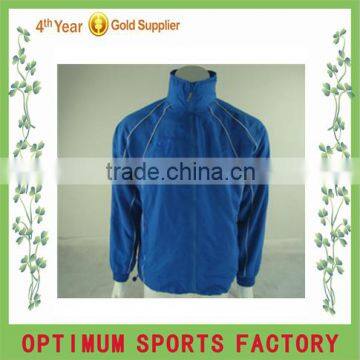 China factory low price supply sports jacket/tracksuit