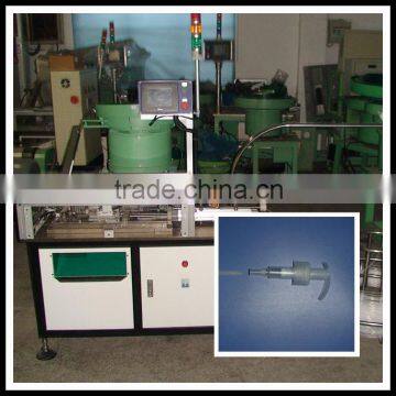 plastic tube cutting and inserted automatic machine for lotion sprayer