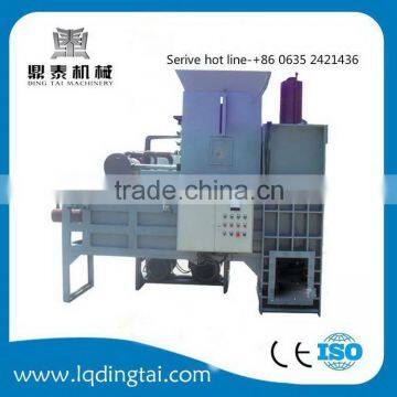 hydraulic plastic baler