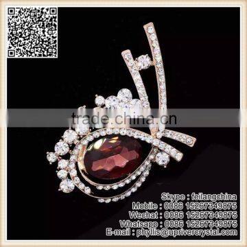 Big Ruby Crystal Brooch Fine White Diamond Brooch For Suit