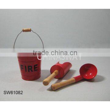 mini sand buckets and mini tool