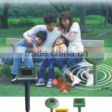 Solar rats repeller