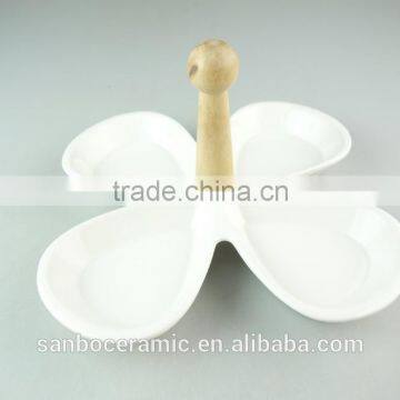 Snack white ceramic plate dinnerware plates flower shaped with wooden handle