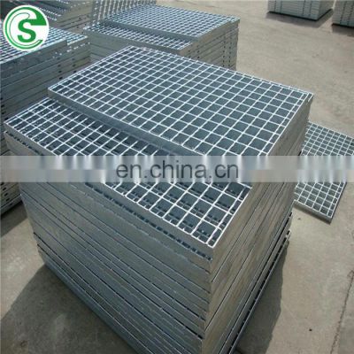 Durable Galvanized Steel Grating Flat Bar Twist Bar Steel Grating