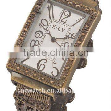 Antique style alloy bangle wrist watch