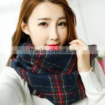 2015 Latest Design Fashion Acrylic Check Plaid Circular Neck Scarf