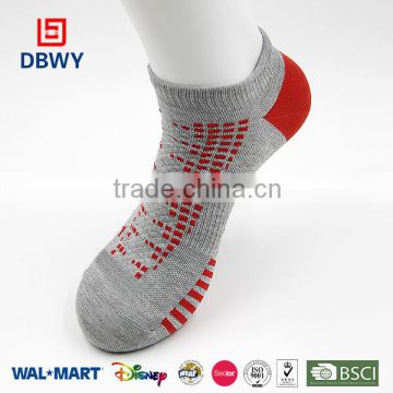 2015 Newest Women Yoga Socks for OEM Service