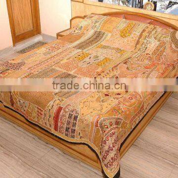 VINTAGE SARI INDIAN BEDDING