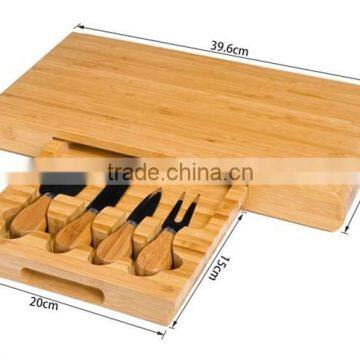 New design fashion cheese cutting board with tool tray