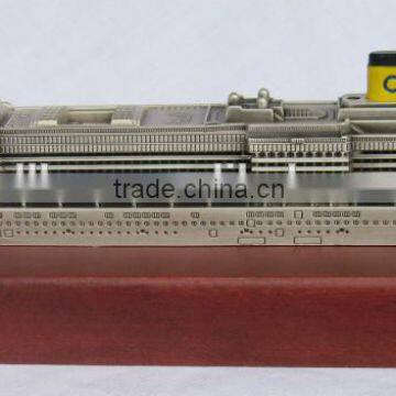 pewter 3d ship model,zinc alloy cruise liner model,metal vessel boat model