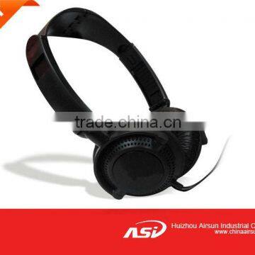 Fashionable Noise Isolation Headphone