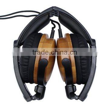 Portable wood head phone with braid cable Shenzhen factory