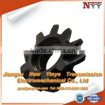 Oil pump transmission gear of 17Cr2Ni2Mo