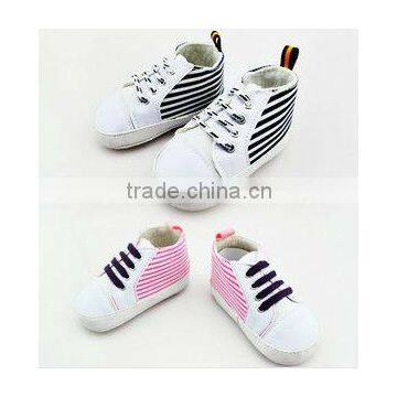 Lovely toddler shoe, rainbow baby shoe