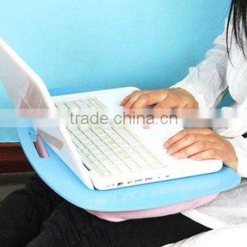 Wooden laptop pad C