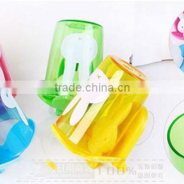 Good Quality Wall Mount Toothbrush Rack Portable Toothbrush Holder Wholesale photo-2