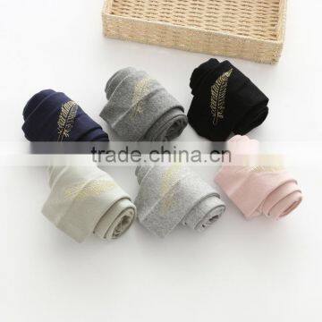 S60638B 2017 Kids Clothing Girl Leggings Printing Feather photo-3