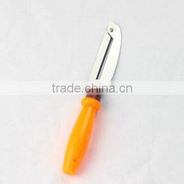 Pretty sharp 6.7'' PP handle vegetable peeler