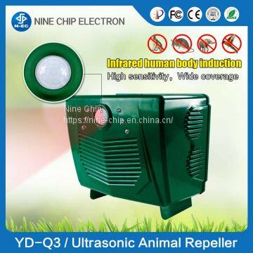 Anti-water dog cat controller bird snake scare device