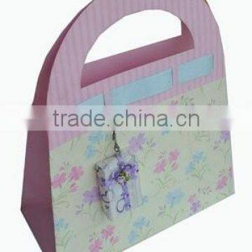 Customized paper gift packaging bags paper gift bags