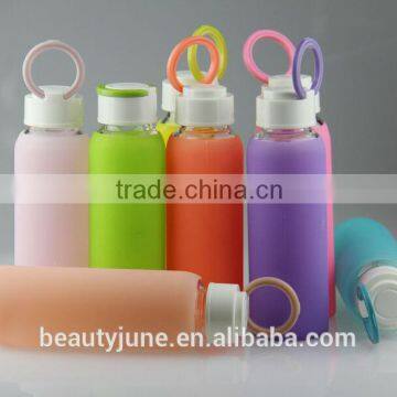 bpa free sports water bottle joyshaker borosilicate glass bottle hot water bottle glass water bottle with silicone private label