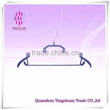 Short clothes hangers rubber coated