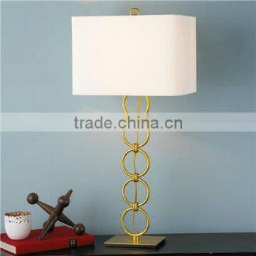 UL & CUL Listed Gold Steel Chain Table Lamp