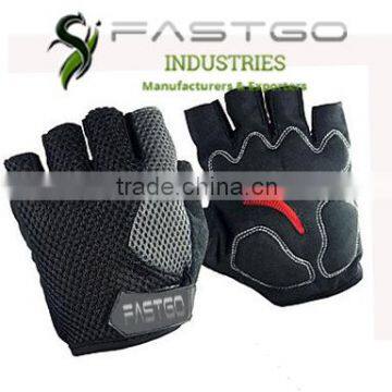 custom cycling glove importers in Europe