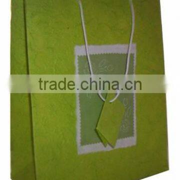 Durable green custom hand kraft paper elegant gift bags