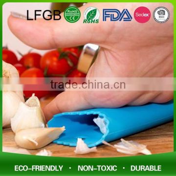 FDA Kitchen Tool silicone garlic peeler/garlic press/crusher vegetable tools for promotion