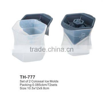 set of 2 colossal cube plastic ice mould