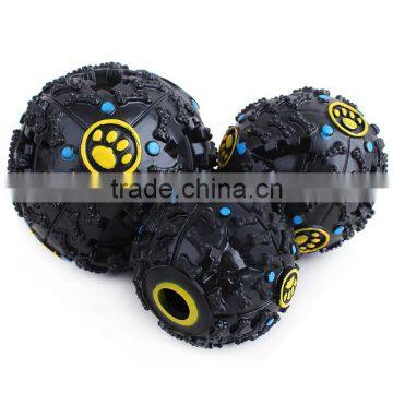 Manufacturers selling black pet sound leakage of food ball for pet food medium leakage 10cm Tao Tao to support the mixed batch