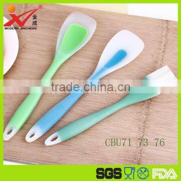 Factory silicone handle colorful kitchenwares cooking tools set double colors soft ladle turner spoon kitchen utensils