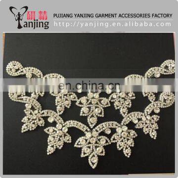 Professional Factory Wholesale White Silver Beaded Crystal Rhinestone Garment Applique Iron-On photo-3