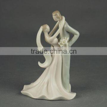 High Quality Event Supplies Bride and Groom Ceramic Figurine Cake Topper for Wedding Party Table Decoration-BY-TOP4 photo-2