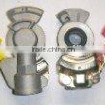 TRAILER AIR COUPLER