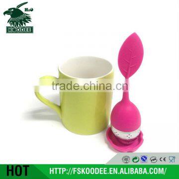 2015 Stainless steel new design leaf shape tea infuser/ silicone tea strainer