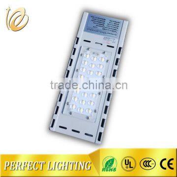 Top quality CE ROHS EMC LVD IP 65 led street lamp solar powered street lights 30w/40w/50w/60w high lumen street light led 40w