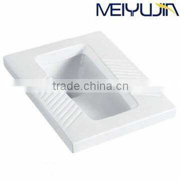 Good price hotel siphomic western white ceramics material squatting wc pan