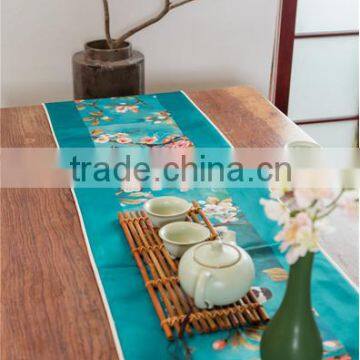 Chinese Style Flower-And-Bird Printed Polyester Table Runner photo-2