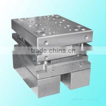 High quality mold maker for Mechanical Parts & Fabrication Services