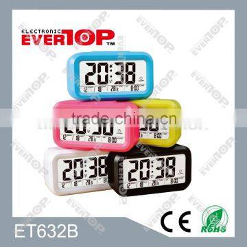 LARGE LCD DISPLAY DIGITAL CLOCK WITH LIGHT SENSOR ET632B